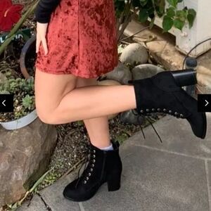 Journee Baylor Bootie 